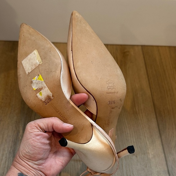 VINTAGE Manolo Blahnik Blush Pink Heels - Picture 5 of 5